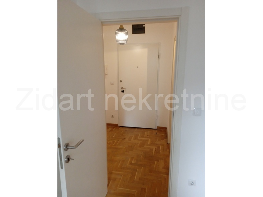 Квартира, 785 м², 213 000$ — FAKTOR